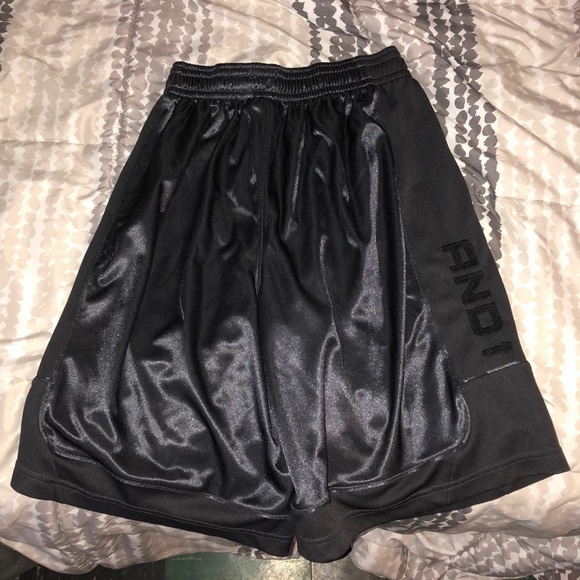 “AND 1” men’s basketball shorts - Picture 1 of 3